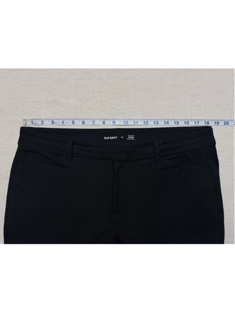 Old Navy Womens Pixie High-Rise Trouser Pants Black Size 14 Never Fade Skinny - Picture 3 of 4